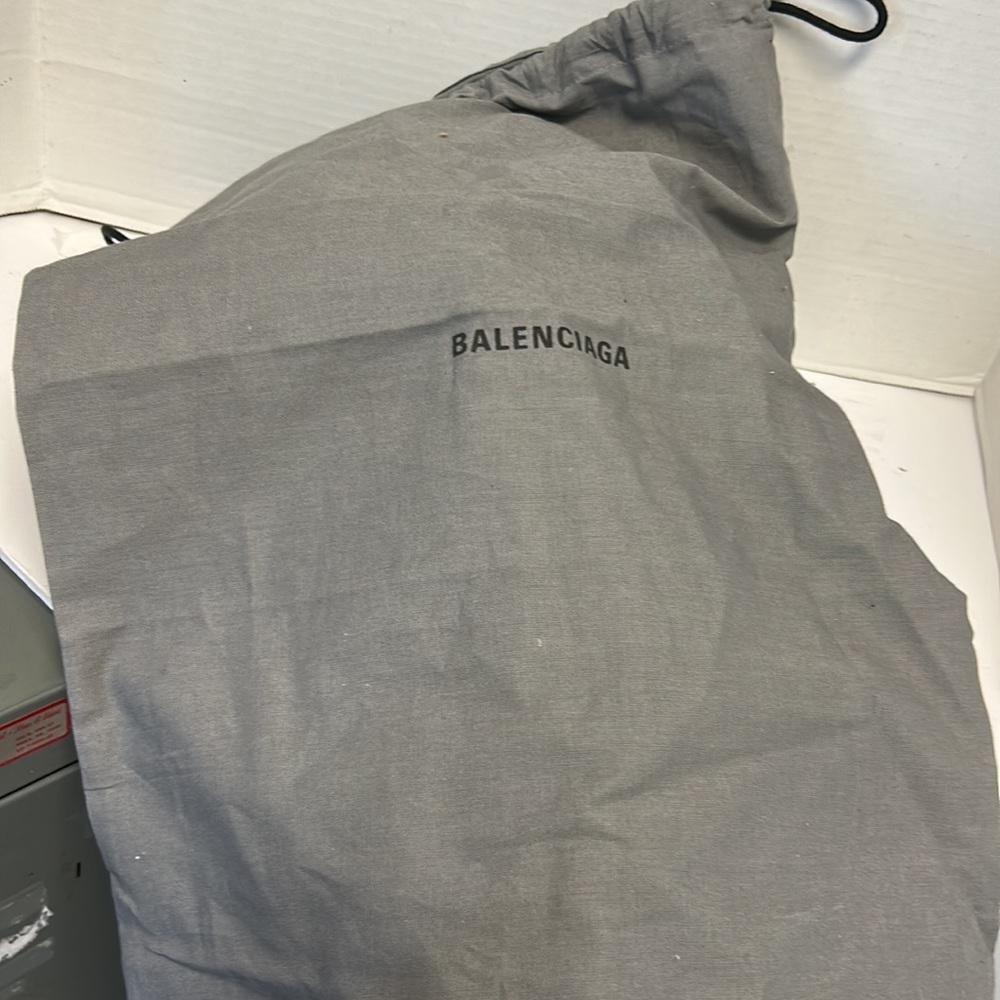 Balenciaga sneakers - Picture 5 of 9